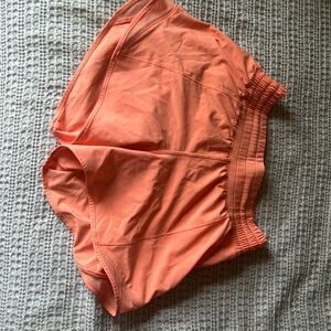 Peach Lulu lemon hotty hot shorts